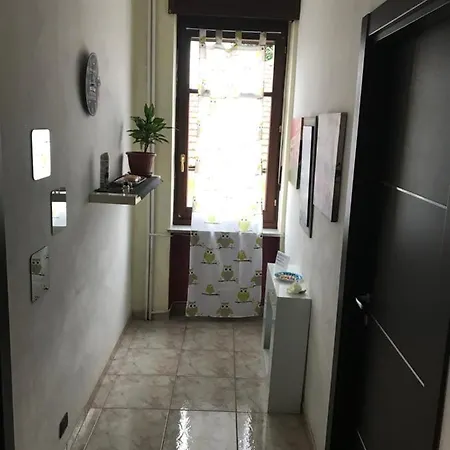 Gasthuis Camera In Alloggio In Totale Indipendenza